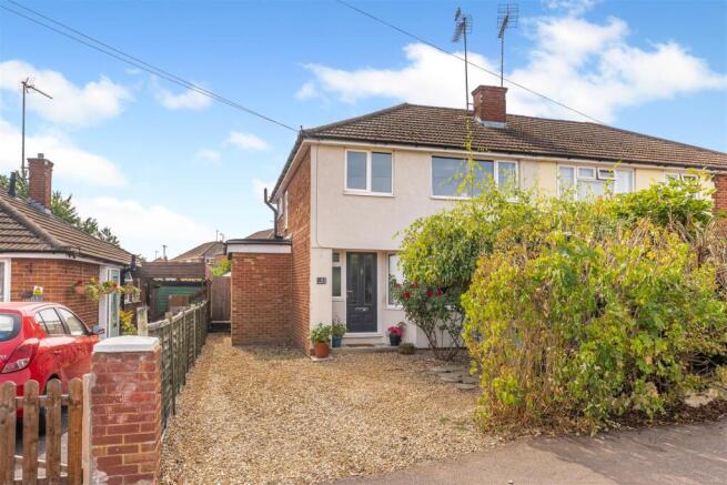 83 Ruscote Avenue, Banbury-1.jpg