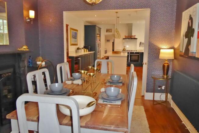 Open-plan Dining Kitchen