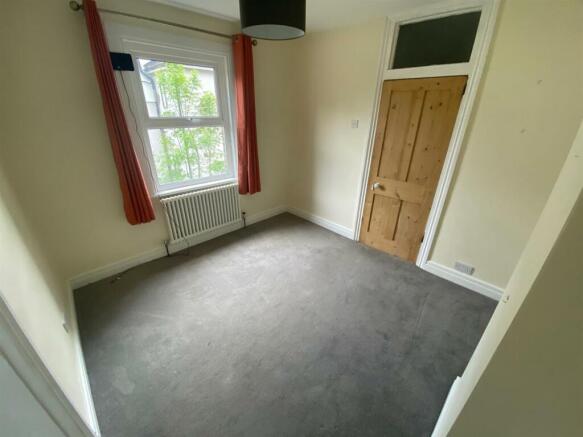 Lounge 2.jpg