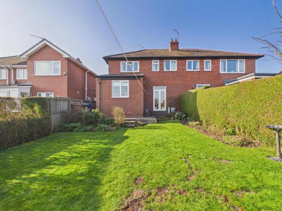 3 bed Semi-Detached for sale Image 11