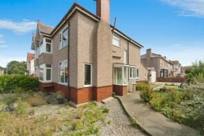 26 Renroc, Victoria Road, Old Colwyn, Colwyn Bay LL29 9SN