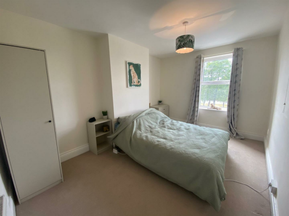 BEDROOM 1.png