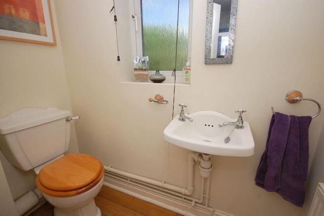 Cloakroom / WC
