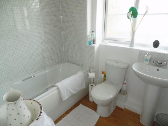 Family Bathroom 