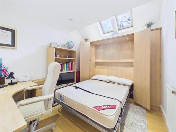 2 bed Flat to rent Image 8