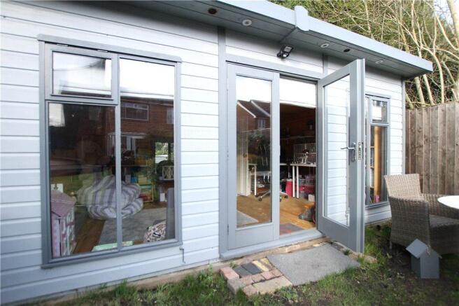 Summer Cabin/Office