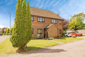 7, Parsley Close, Reading RG6 5GN