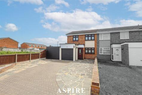 Video Tour Inside - Norfolk Close, Canvey Island