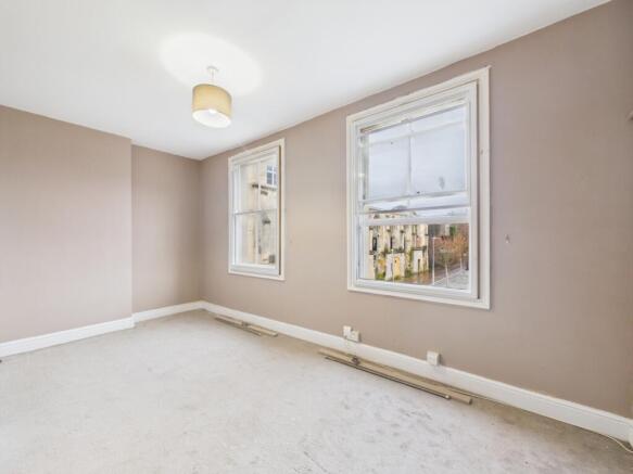 CAM03062G0-PR0219-STILL008