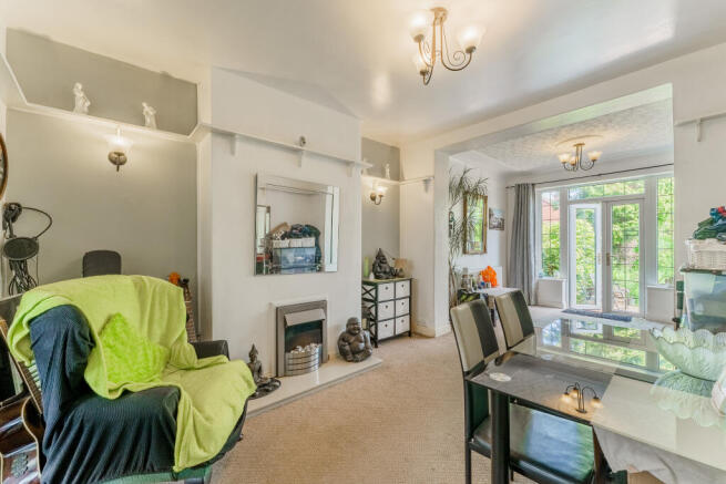 3 bed Semi-Detached for sale Image 8