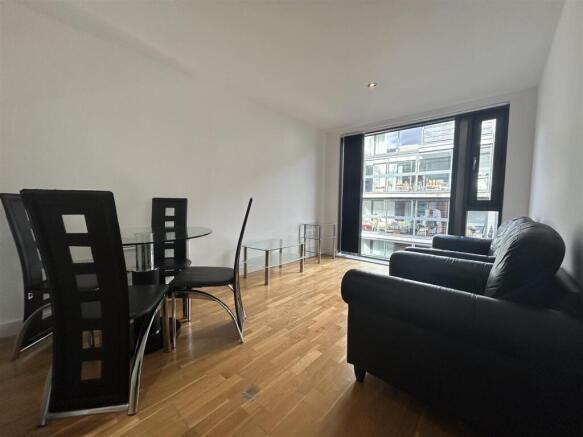 Livingroom.jpeg
