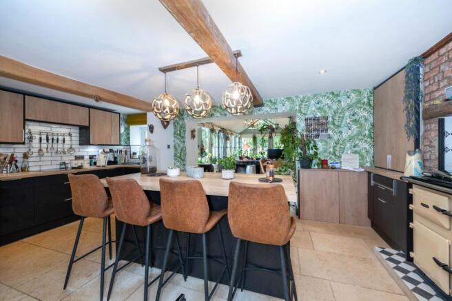 Kitchen/Breakfast
