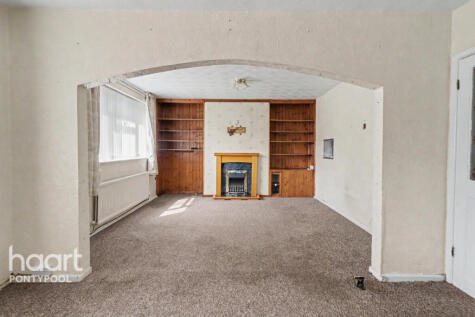 Hillside Drive, Pontypool