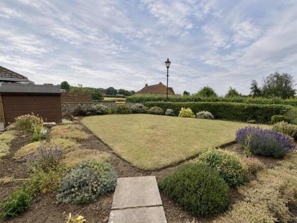 2 bed Detached Bungalow for sale Image 9