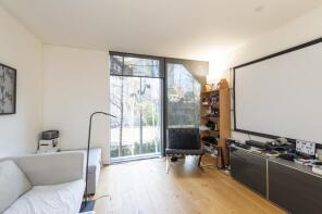 105, 5 Block D, Sumner Street, London SE1 9RE
