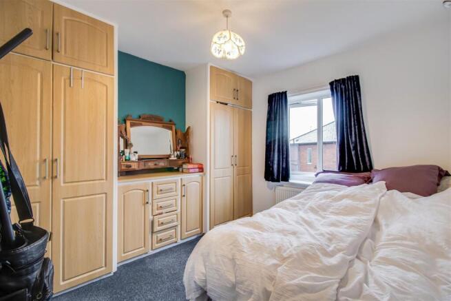 3 bed Semi-Detached for sale Image 10