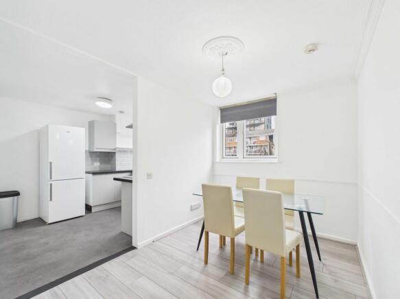 CAM03741G0-PR0151...