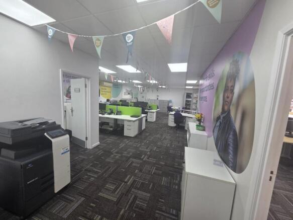 WhatsApp Image 20251013 at 140415_da7fec7a.jpg