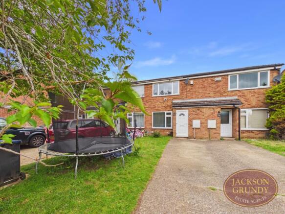 Lowlands Close