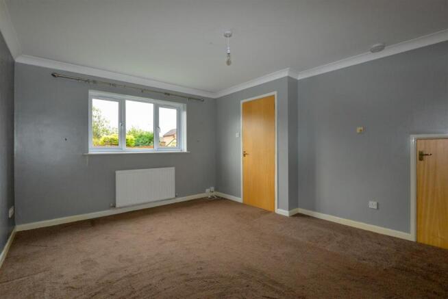Living Room 2.jpg