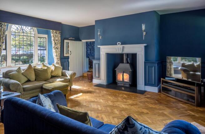 IA001031R 078.jpg