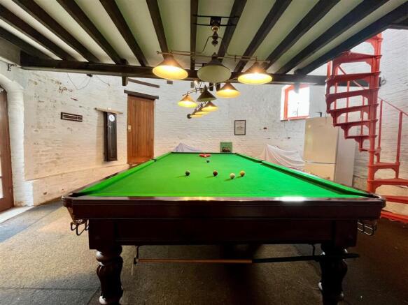 3 bed Detached for sale Image 11