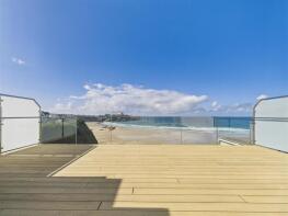 Second Floor Flat, 12a, Cliff Road, Newquay TR7 2NE