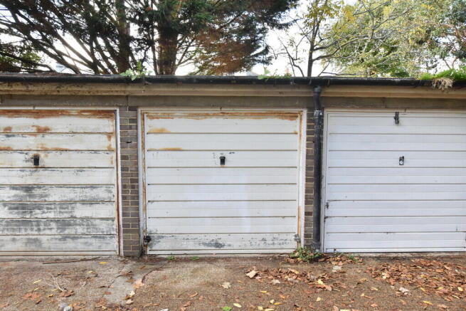 Eaton Gardens, Hove photo 2