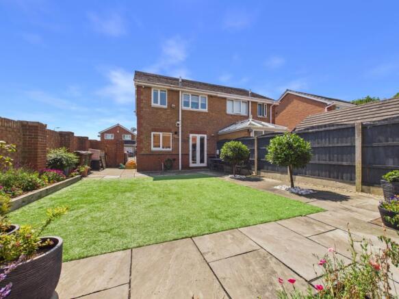 2- Rob Hammond EweMove Pontefract
