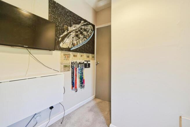 2 bed Semi-Detached for sale Image 12