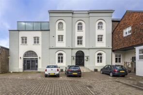 Flat 3, The Old Brewery, Thomas Street, Lewes BN7 2FQ