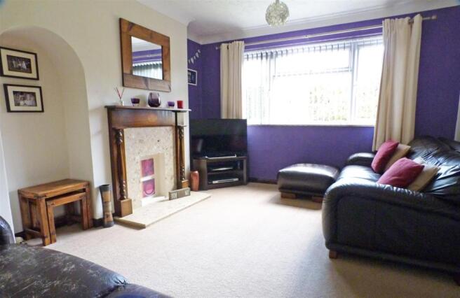 SITTING ROOM