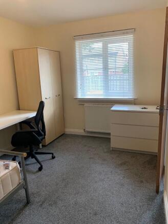 1 bed House Share to rent Image 7