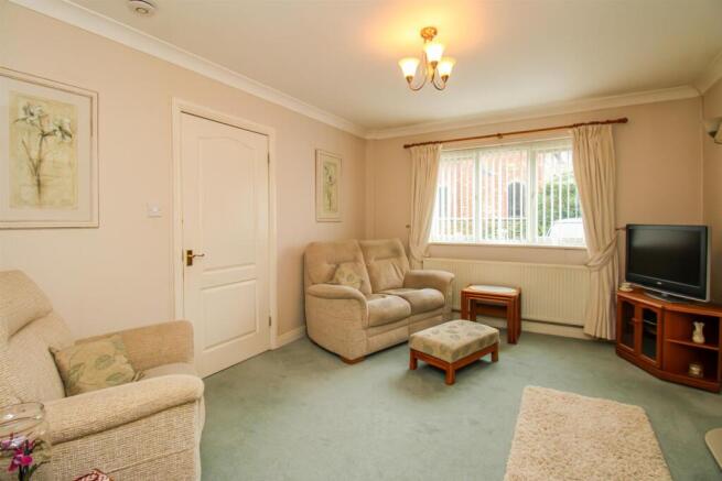 High Street, Ossett photo 4
