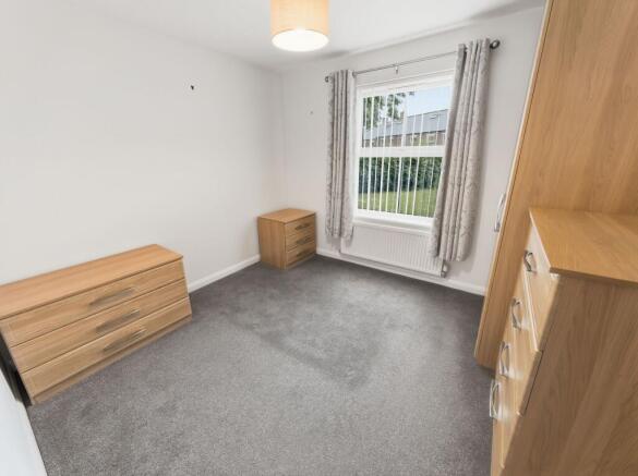 2 bed Flat for sale Image 6