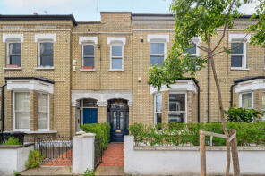 18, Gateley Road, London SW9 9SZ
