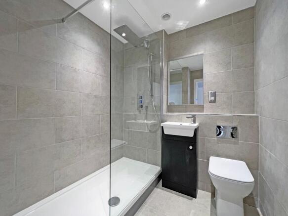 2 bed Apartment for sale Image 11