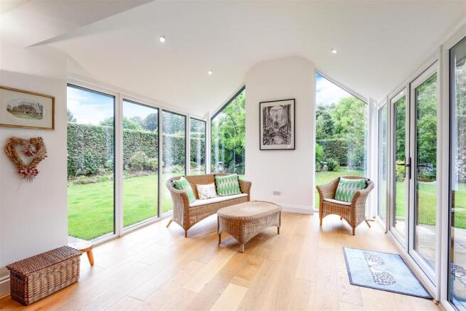 Garden Room.JPG