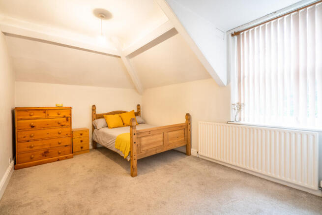 2 bed Flat to rent Image 5