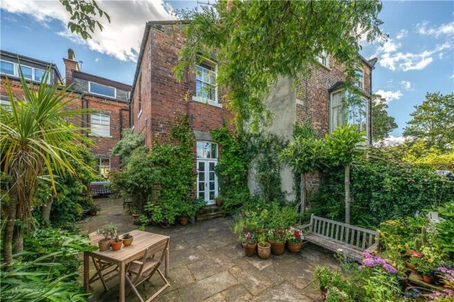 6 bed Terraced for sale Image 4