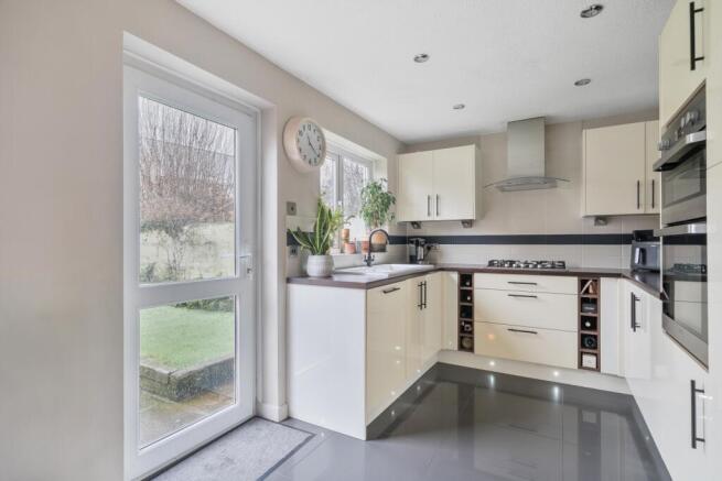 1397487-11-696f756ea35df