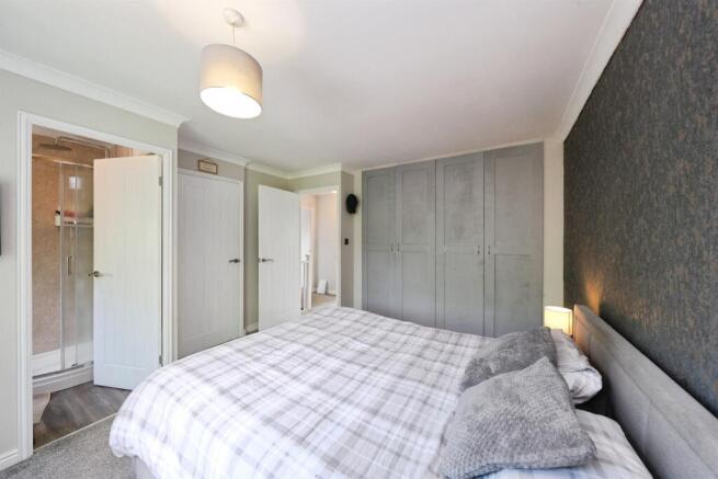 3 bed Detached for sale Image 6