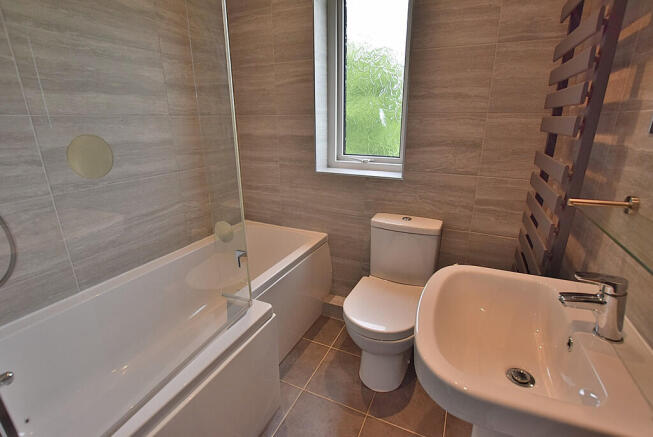 3 bed Semi-Detached for sale Image 9