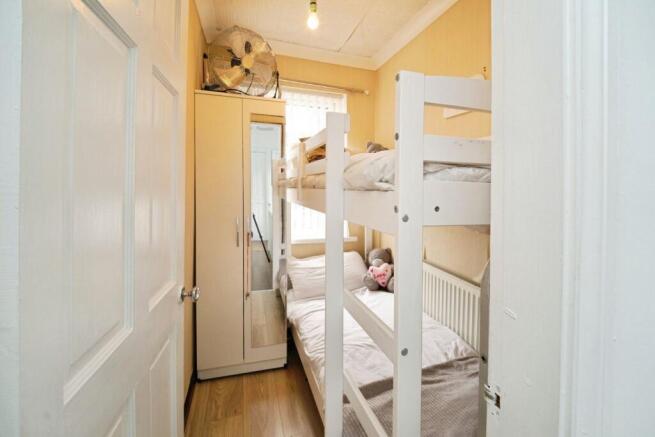 3 bed Semi-Detached for sale Image 11
