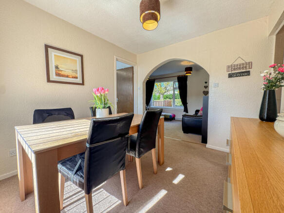 Dining Room (2)