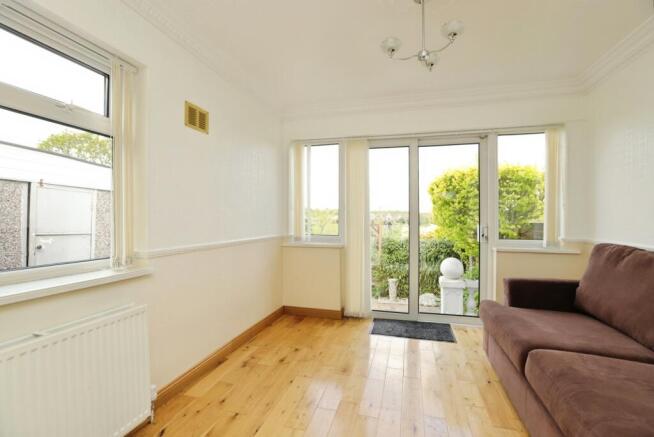 2 bed Bungalow for sale Image 8