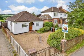 Cults, Tonbridge Road, Teston ME18 5BT