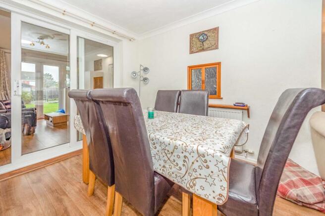 Dining in Extension