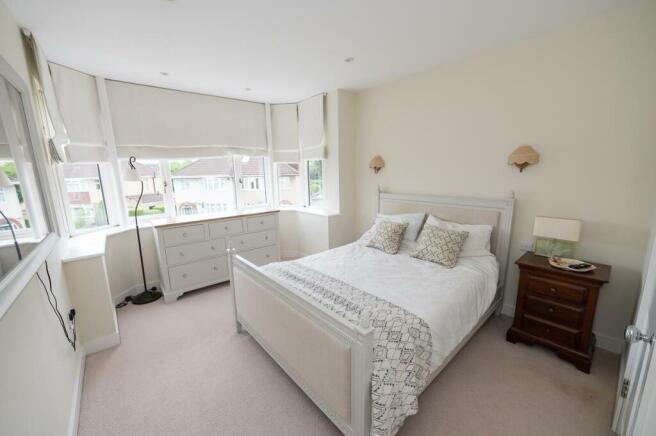 Bedroom 1.jpg
