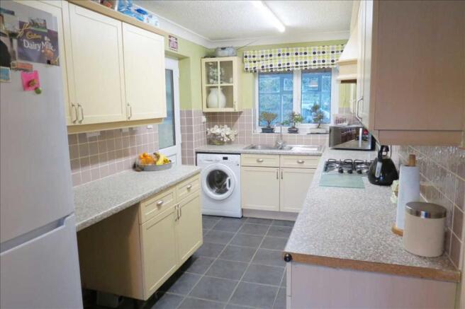 Dining Kitchen: